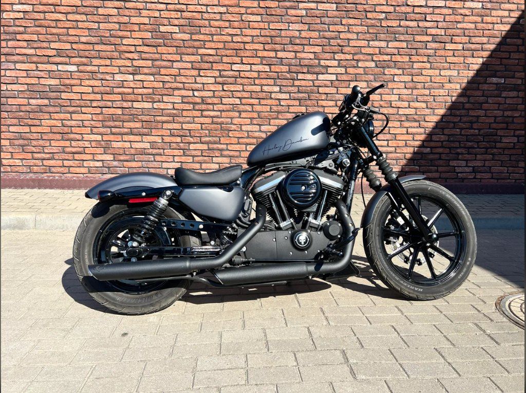 Harley-Davidson Model 0 2022 883