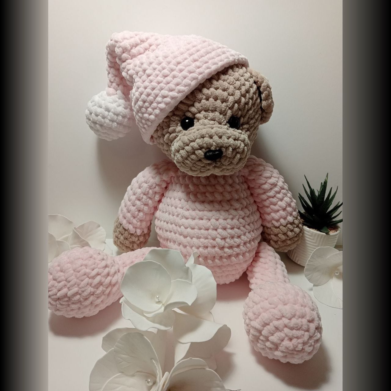 Osito de peluche dormilón con gorrito de dormir