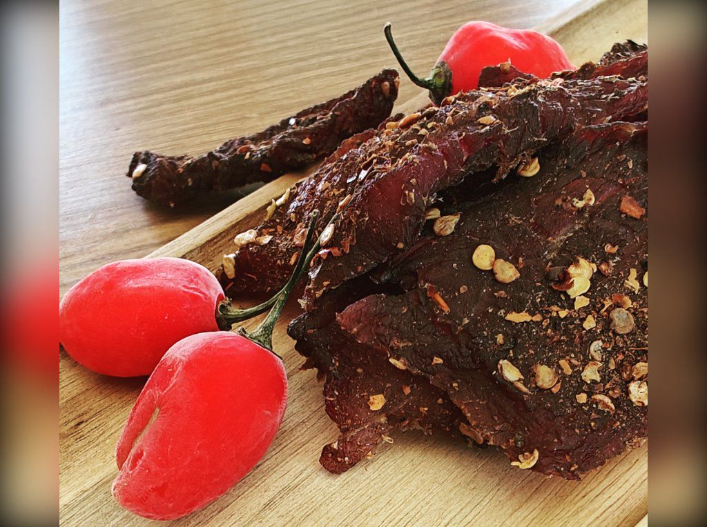 Productos cárnicos JERKY DE CARNE  🥭🌶️ mango y chile