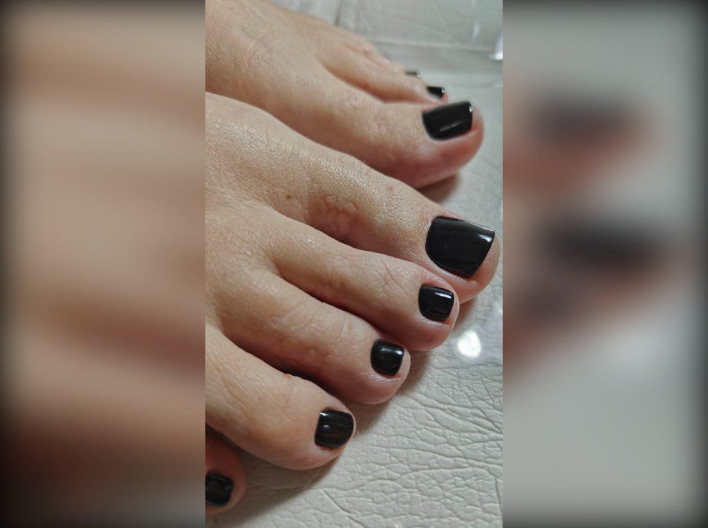 Pedicura Completa + Semipermanente (Con Limpieza de Talones) 👣✨