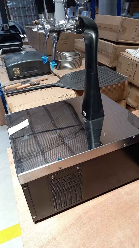 Choppera para cerveza de barril, compatible con cualquier tipo de keg.