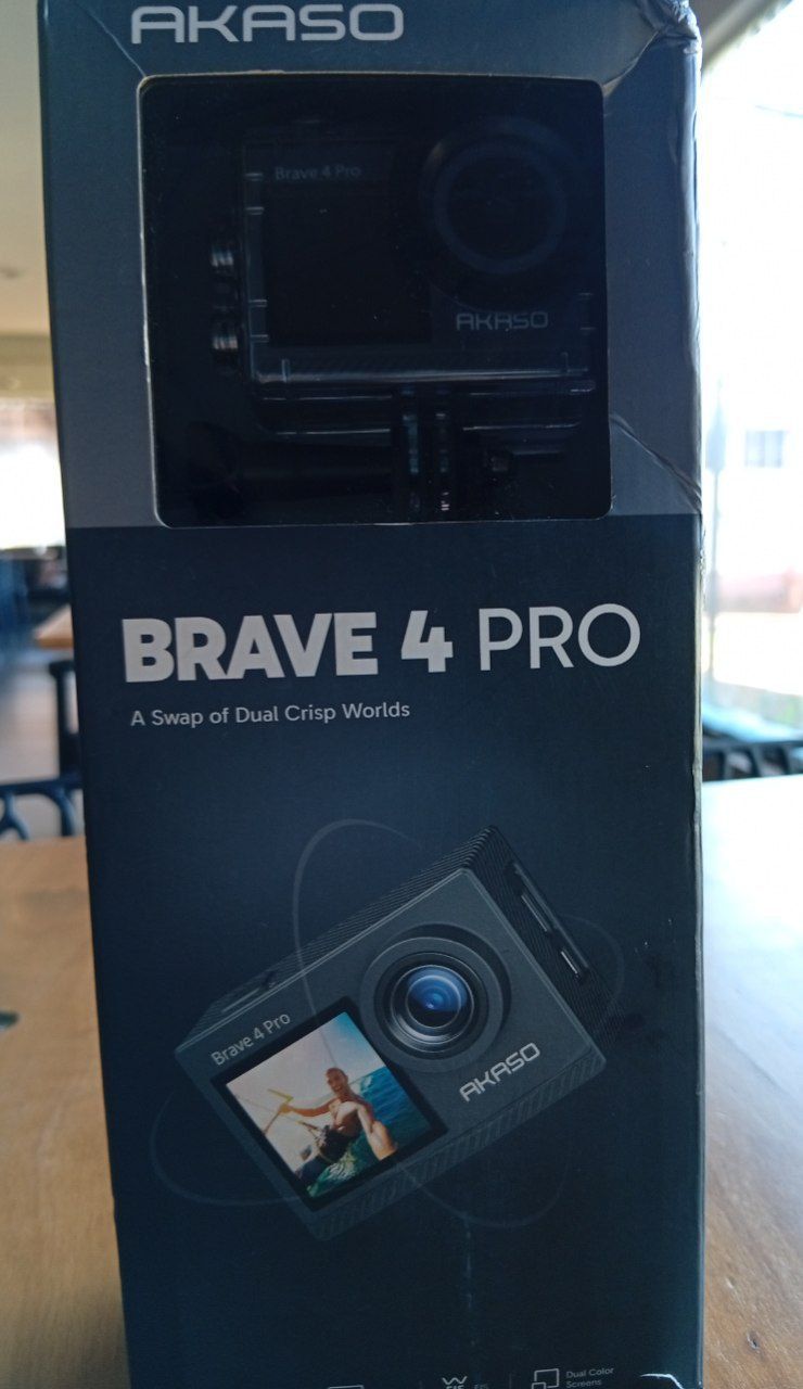 Cámara de acción AKASO Brave 4 Pro. Kit estándar completo