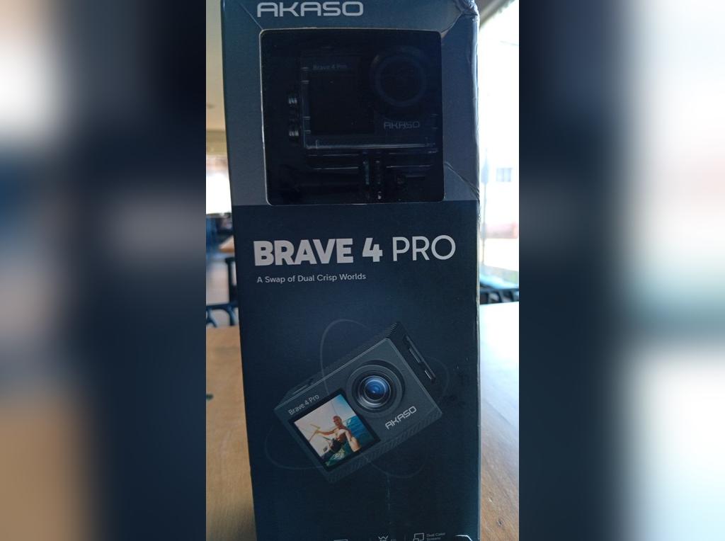 Cámara de acción AKASO Brave 4 Pro. Kit estándar completo