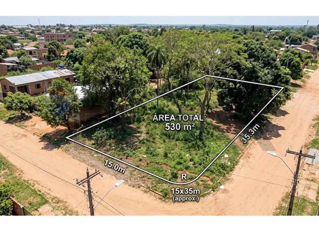 HERMOSA ESQUINA DE 530m² EN LUQUE
