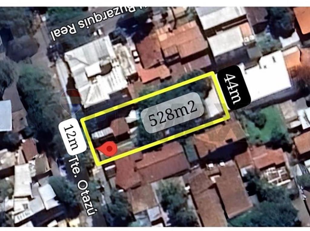Terreno en Barrio Pettirossi - Asunción