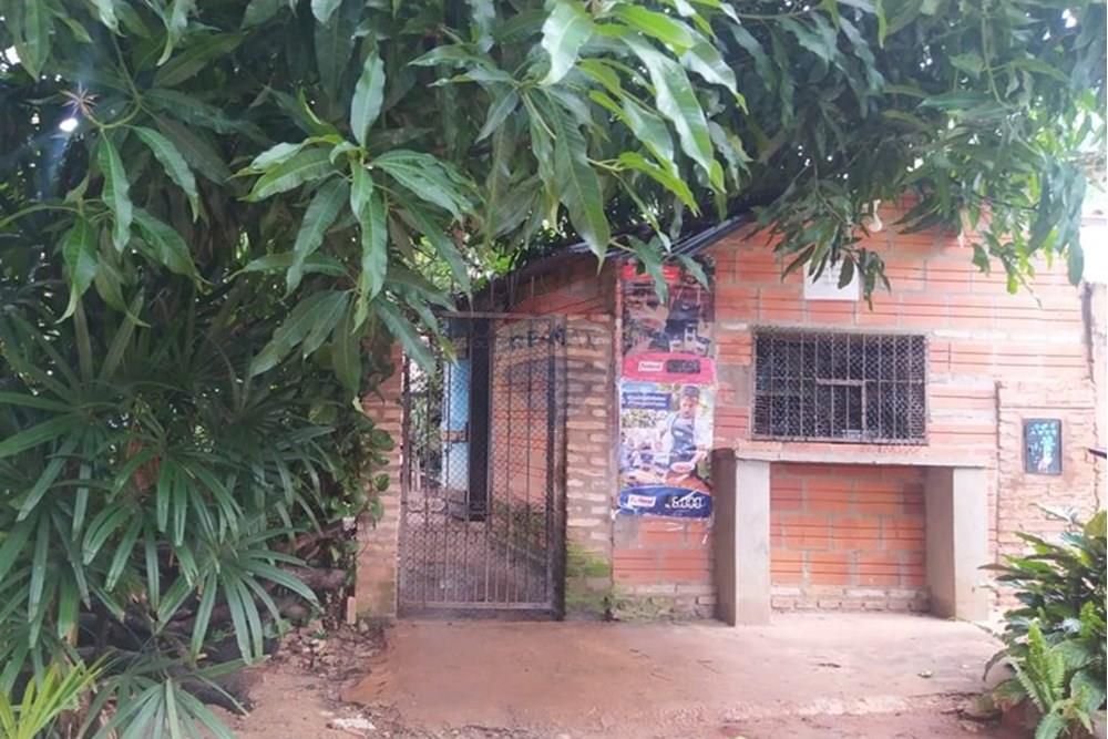 VENDO CASA EN SAN LORENZO