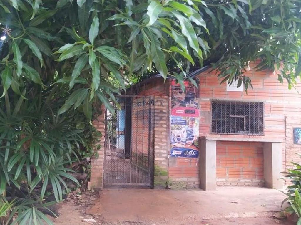 VENDO CASA EN SAN LORENZO