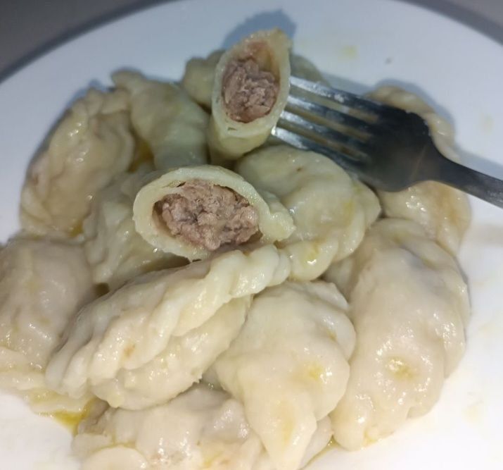 Platos preparados Varenici con carne 