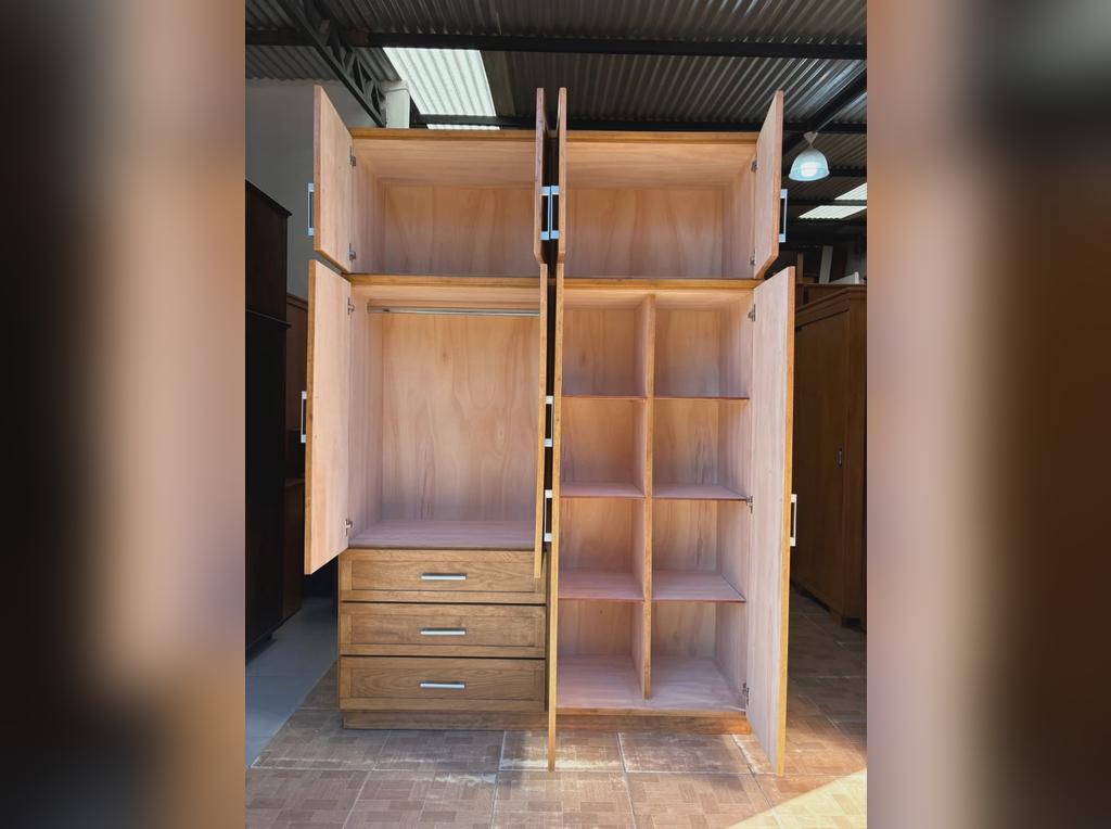 Ropero tablero ancho 1.60 alto 2.30 profundidad 54 cod 2642